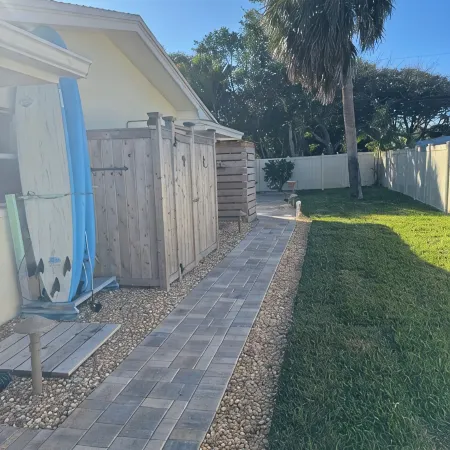 Newly renovated spacious 4BR home with pool & game room, 800m from the Beach