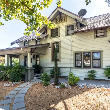 5th & Vine, Classic Craftsman with Modern Flair!