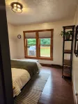 Cozy Cabin with Hot Tub, Fire Pit, Game Room -Near Deep Creek Lake - Chalets