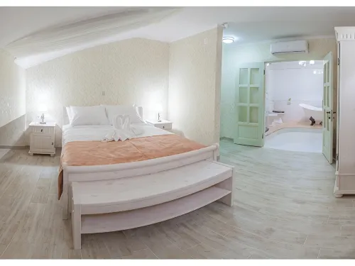Hotel Chulan - 2-Star