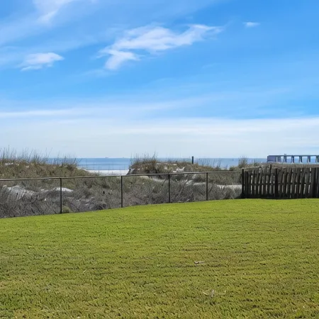 FUN IN THE SUN!!!! - BEACH FRONT- Close to Mayo Clinic