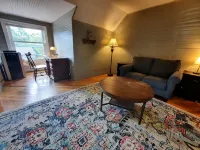 120 year old home located in the heart of Mayberry and the Yadkin Wine Valley - 3 tähden