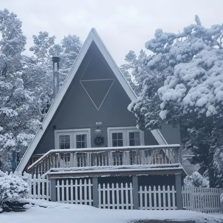 Inviting Cabin on a quiet cul-de-sac in Payson.