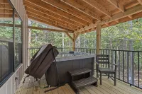 Ozark Shores- Lakefront, Hot Tub, Air Hockey - Homestays