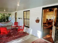 The Flowers House - Downtown Historic Home in the Heart of Mount Dora - 4-Star