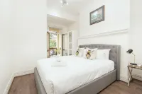 Stunning Sydney Home 6 - 3-Star