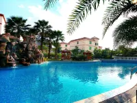 New World Hotel Danzhou - مسبح