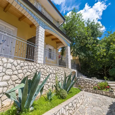 Apartments Franco