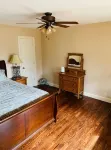 Lake Gaston Offshore Oasis! Cabin on huge property - 3 stjerner
