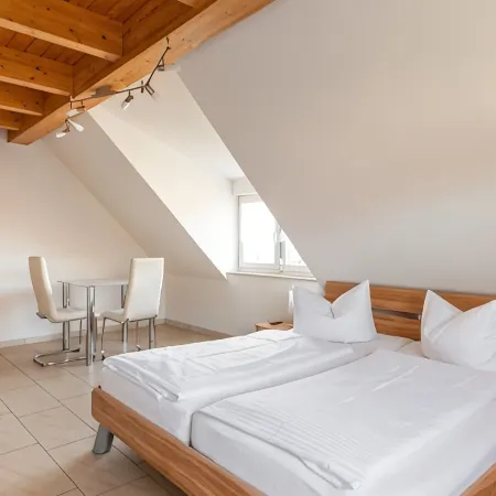 300 m to the white sand beach, 150 m² living space, WLAN, great value for money