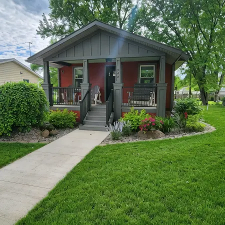 Charming 1-bedroom house in brilliant Thorp with WiFi, AC
