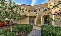 Naples Beach condo. First floor easy access- Walk to Vanderbilt Beach - Træningscentre