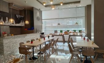 Sunday Ayothaya Hotel