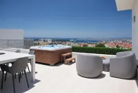 Seaview Luxury Villa Jacuzzi & Pool! 2 Min Beach - parking