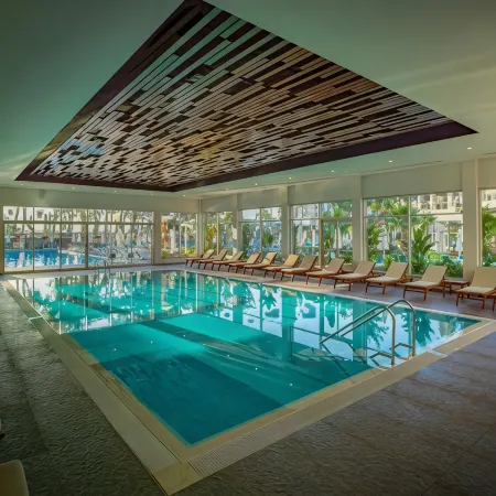 Akra Kemer