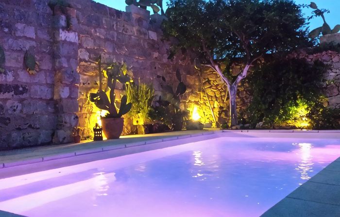 Historic 1700 Villa in village near sea. Pool gardens WiFi A/C Solar P.