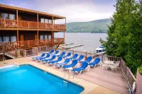 Lake Crest Inn - parking