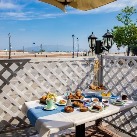 Miramare Hotel Ristorante Convegni Aperto Tutto l'Anno