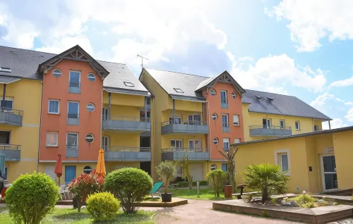 Adonis Grandcamp - Résidence les Isles de Sola - ที่มีสระว่ายน้ำ
