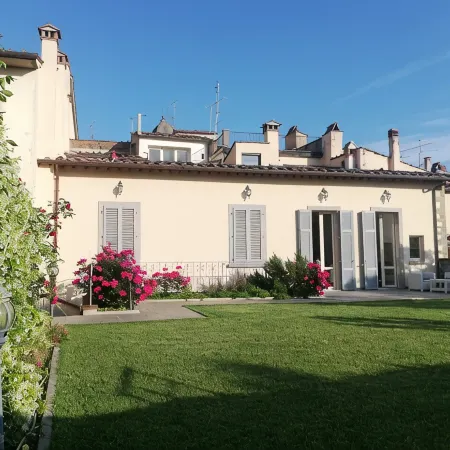 Holiday House 4/8 sleeps - House of Pietro Aretino, Arezzo historic center