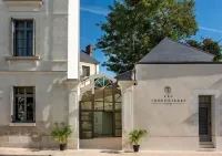Les Trésorières Hotels near Tours Val de Loire Airport