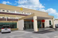 Angsoka Hotel Hotels in Hilir Perak
