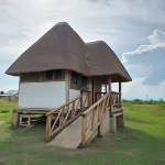 Songbird Safari Lodge & Campsite Hotel dekat Queen Elizabeth National Park