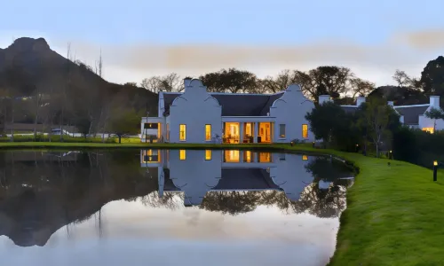 Holden Manz Country House