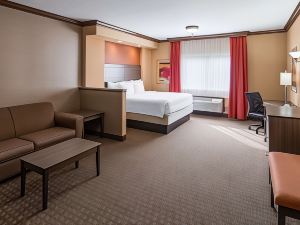 Best Western Plus North Canton Inn  Suites