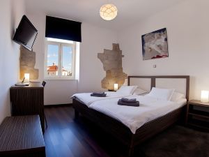 Marmontova Luxury Rooms