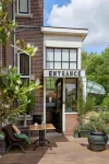 Hotel Station Amstelveen Hotel dekat Clara Maria Cheese & Clog Farm