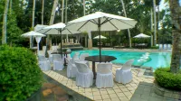 Sarasvati Borobudur - Pools