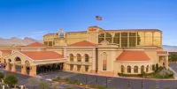 Suncoast Hotel and Casino Hoteles cerca de Eiffel Tower Viewing Deck at Paris Las Vegas
