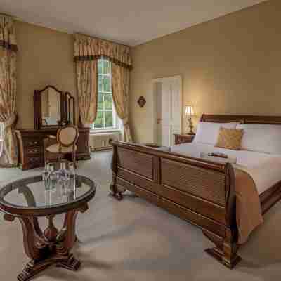 The Orchard Hotel & Restaurant Rooms