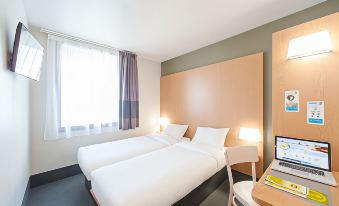 B&B Hôtel Clermont Ferrand Nord Riom