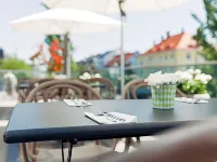 harry’s home Munich-Moosach Hotels near Allach - Untermenzing