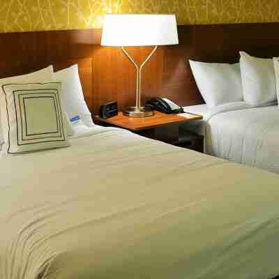 Fairfield Inn & Suites Omaha Northwest Rooms