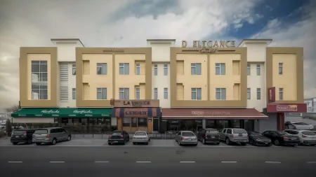 D Elegance Hotel