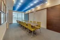 Holiday Inn Express & Suites Union City Hotels in Union City