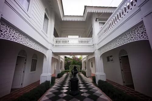 Nirvanan House Hôtels à : Nan