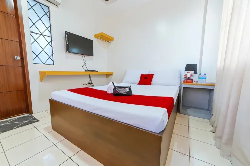 RedDoorz Plus @ Casa Lucia Sindalan San Fernando City Pampanga Hotels in Pampanga