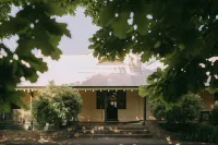 Flowerdale Estate Hotels in Broadford