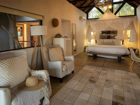 Pondoro Game Lodge