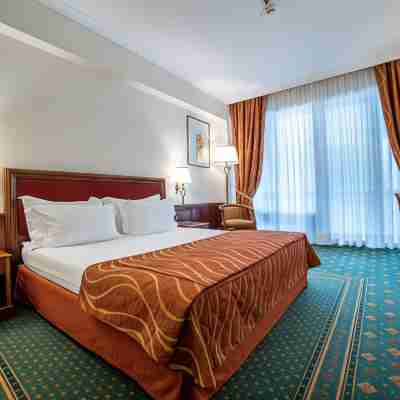 Lux Garden Hotel Rooms
