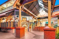 Loxton Community Hotel Motel Hotels in Loxton
