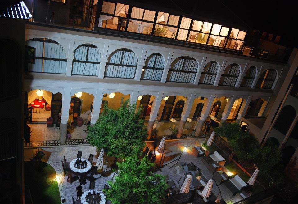 hotel overview picture