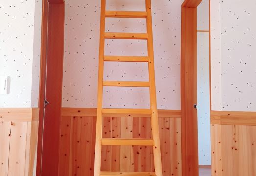 한옥 펜션의 고즈넉한 전경