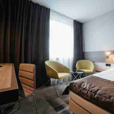 Q Hotel Plus Katowice Rooms