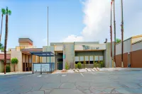 Royal Plaza Inn Hotels near Indio Hills Badlands Trailhead