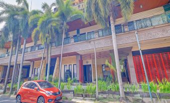 OYO 92710 Losmen Tjabe Merah Near Alfamart Bintaro